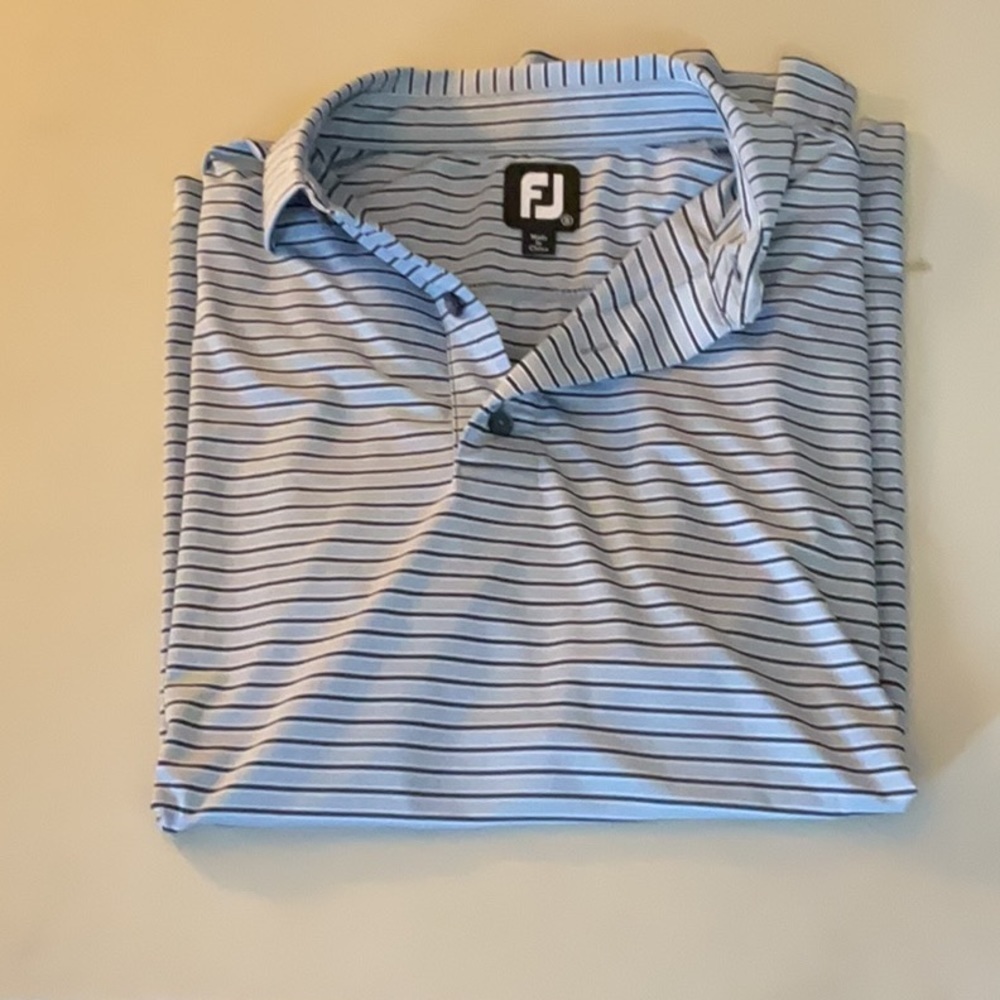 - EUC Mens short sleeve FJ polo shirt logo on sleeve